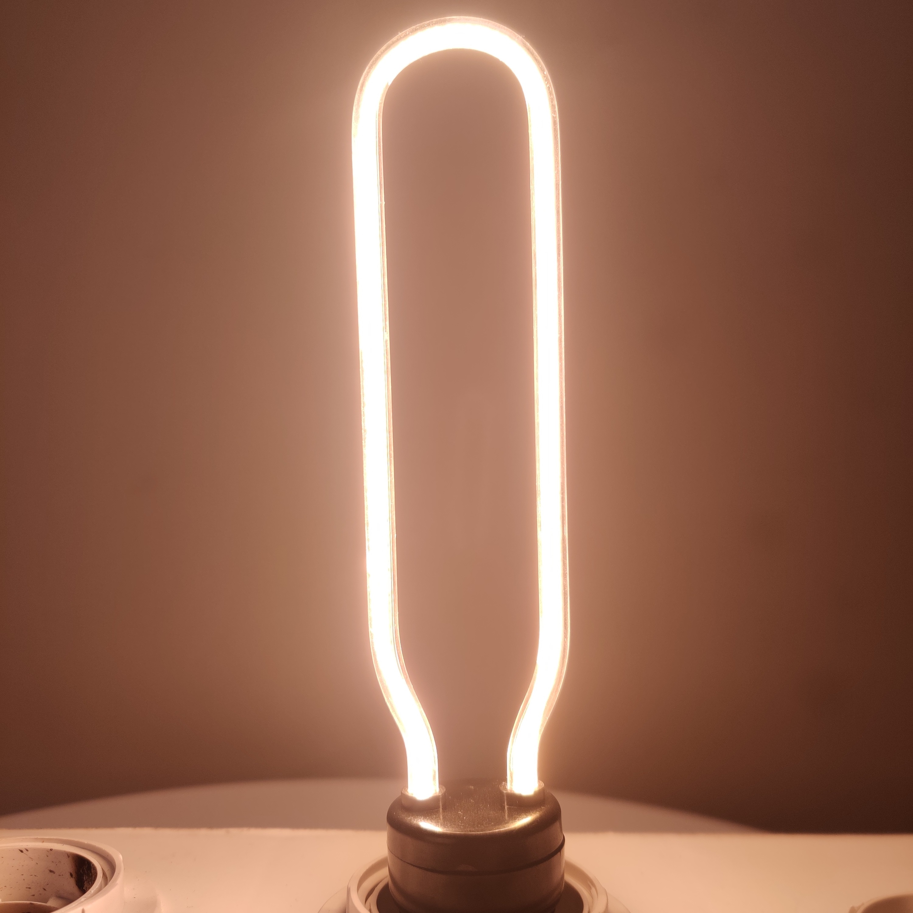 Factory Price Antique Edison LED 4W Soft Filament Small Circle Bulb 